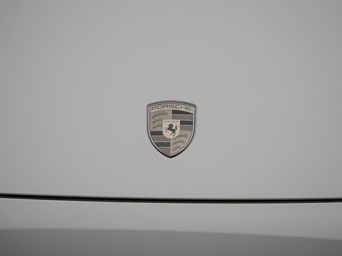 Used 2025 Porsche Cayenne Turbo image 12