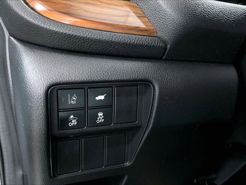 Used 2017 Honda CR-V Touring image 36