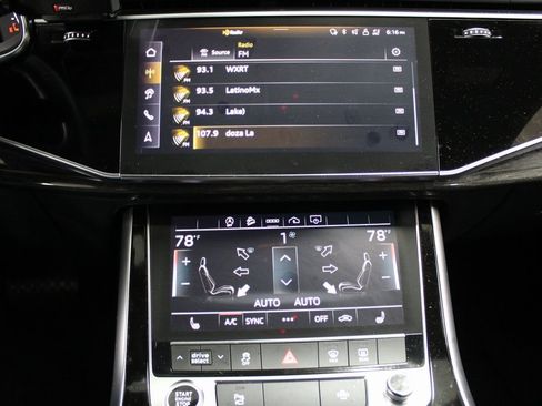 Used 2025 Audi Q7 2.0T Premium w/ Convenience Package image 15