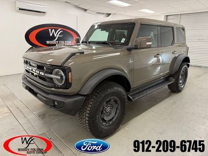 New 2025 Ford Bronco Outer Banks w/ Sasquatch Package