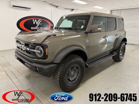 New 2025 Ford Bronco Outer Banks w/ Sasquatch Package image 1
