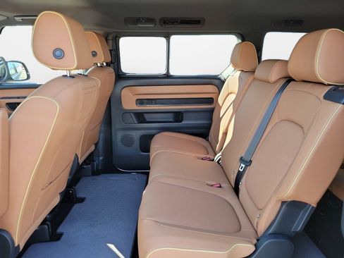 New 2025 Volkswagen ID. Buzz Pro S image 13