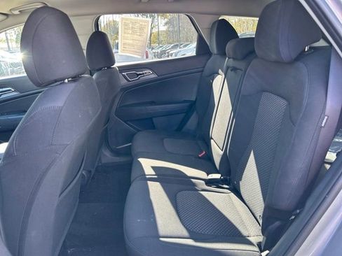 Used 2025 Kia Sportage LX image 17