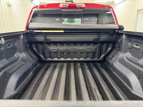 Used 2024 GMC Canyon Denali AWD/4WD image 24