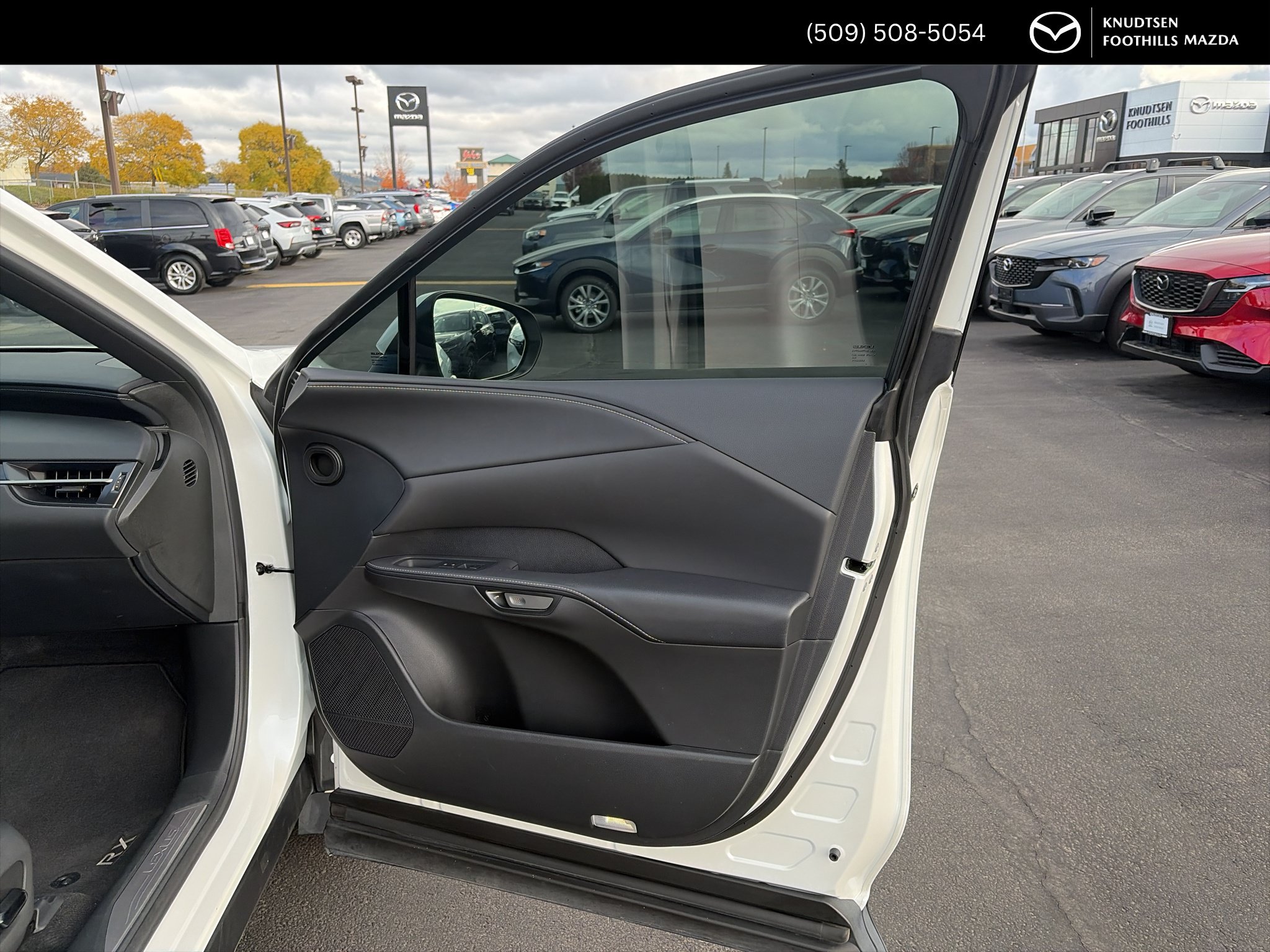 Used 2024 Lexus RX 350 AWD w/ Technology Package image 18