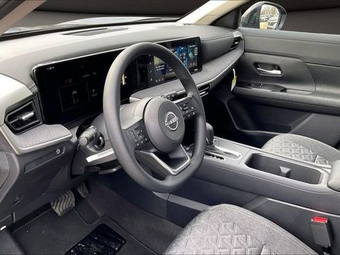 New 2026 Nissan Kicks SV w/ SV Premium Package image 7