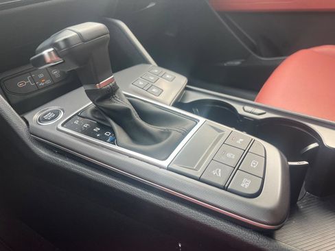 Used 2026 Kia Sportage SX FWD image 19