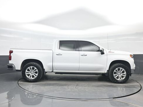 Used 2022 Chevrolet Silverado 1500 LTZ w/ LTZ Premium Package AWD/4WD image 7