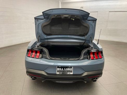 Used 2025 Ford Mustang GT Premium RWD image 17