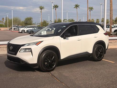 Certified 2023 Nissan Rogue SV w/ SV Premium Package FWD image 2