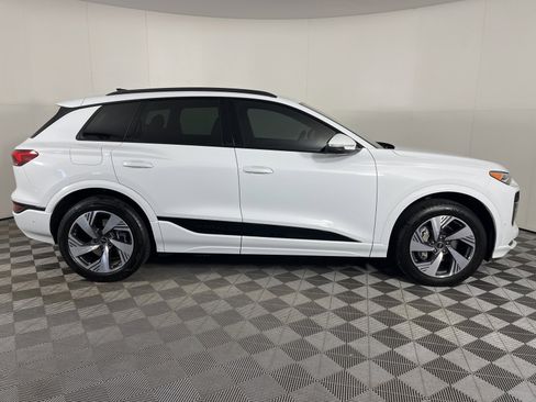 Certified 2025 Audi Q6 e-tron Premium w/ Convenience Package image 8