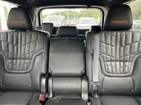 Certified 2025 Nissan Armada PRO-4X AWD/4WD image 15