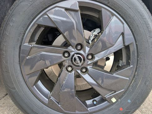 New 2026 Nissan Rogue SV FWD image 6