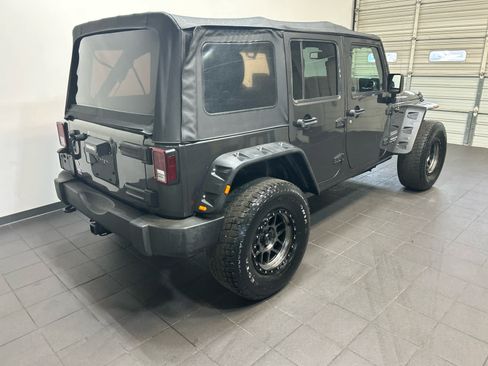 Used 2016 Jeep Wrangler Unlimited Sport w/ Quick Order Package 23S AWD/4WD image 3