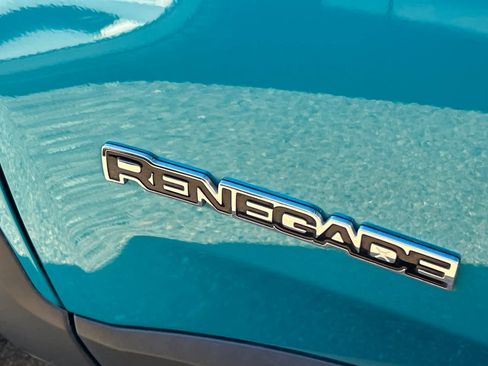 Used 2022 Jeep Renegade Latitude image 20