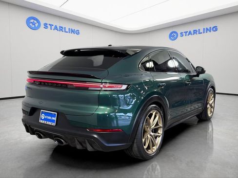 Used 2025 Porsche Cayenne Turbo GT AWD/4WD image 9