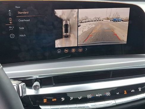 Used 2026 Cadillac Lyriq Sport RWD image 15