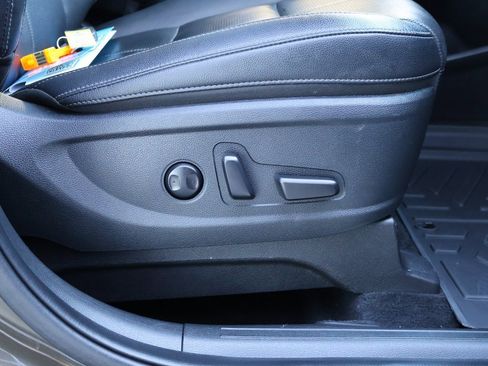 Used 2023 Kia Telluride EX w/ EX Captain's Chair Package image 42