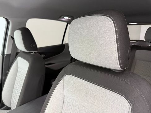 Used 2022 Chevrolet Equinox LS w/ LS Convenience Package image 25