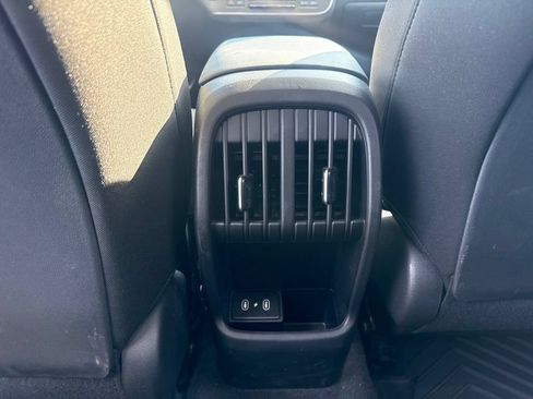Used 2024 Hyundai Kona SEL w/ Convenience Package AWD/4WD image 19