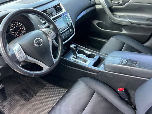 Used 2018 Nissan Altima 2.5 SR image 12