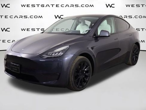 Used 2021 Tesla Model Y Long Range AWD/4WD image 1