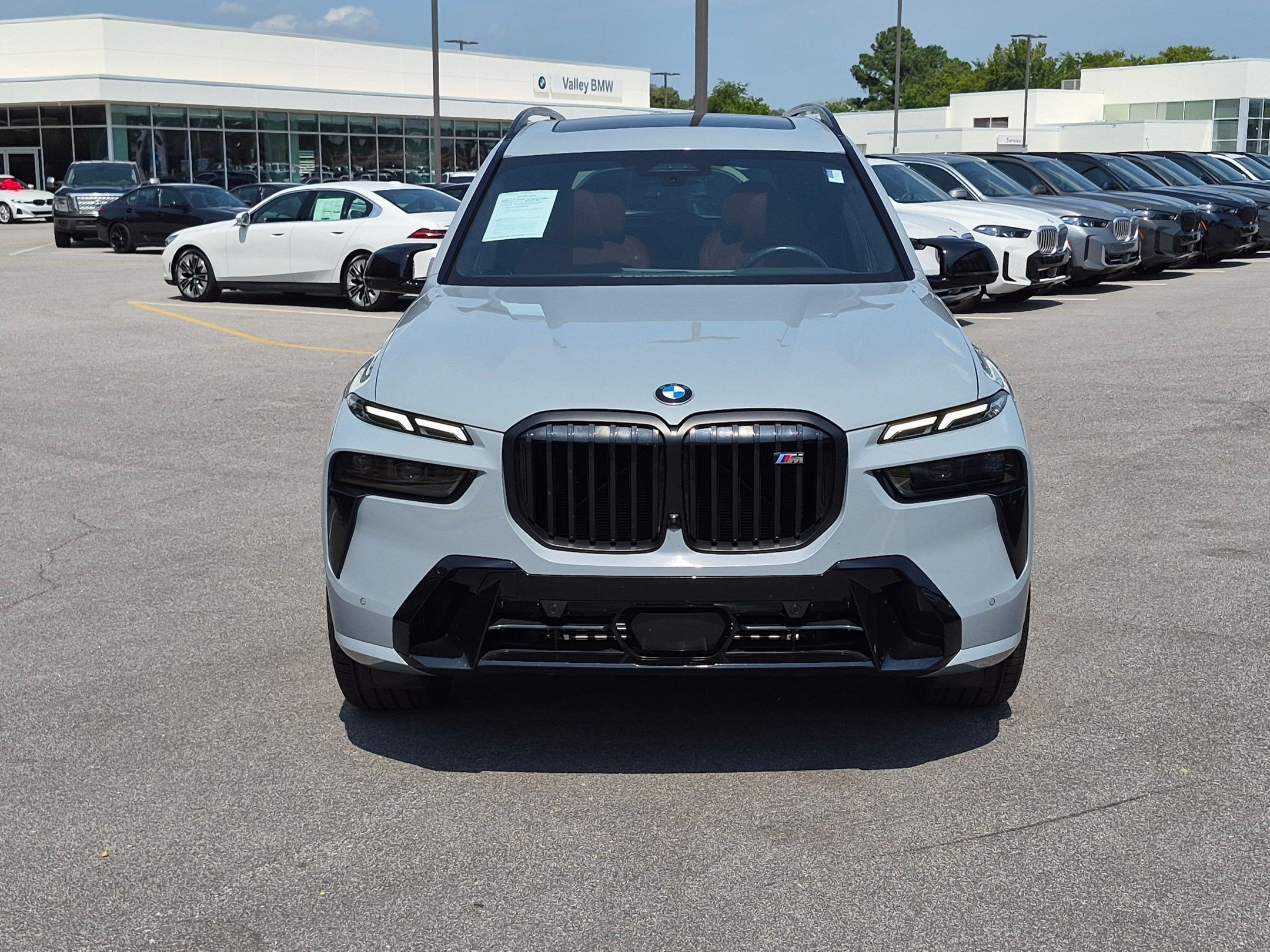 Used 2026 BMW X7 M60i AWD/4WD image 8