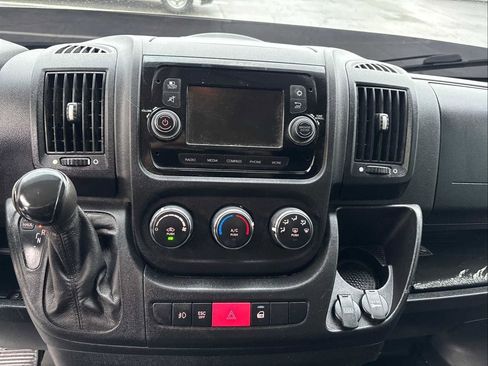 Used 2018 RAM ProMaster 3500 w/ Premium Appearance Group image 18