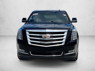 Used 2018 Cadillac Escalade Luxury RWD video 3