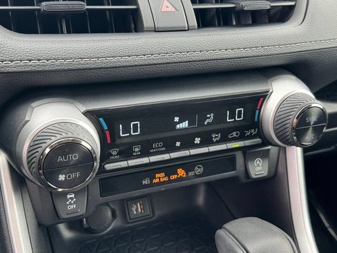 Certified 2024 Toyota RAV4 XLE AWD/4WD image 23