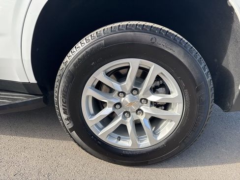 Used 2024 Chevrolet Tahoe LT image 30