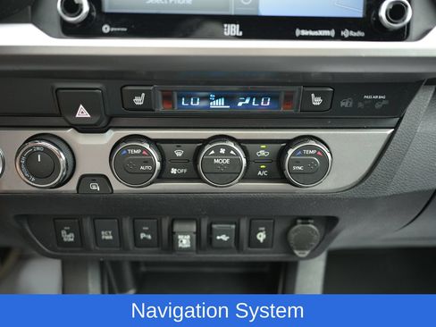 Used 2022 Toyota Tacoma Limited AWD/4WD image 27