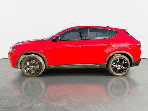 Used 2024 Dodge Hornet R/T w/ Tech Pack w/o Parking AWD/4WD image 4