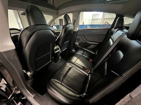 Used 2023 Tesla Model Y Performance AWD/4WD image 16