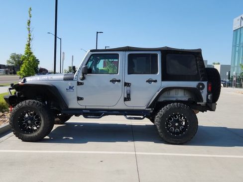 Used 2015 Jeep Wrangler Unlimited Sport w/ Quick Order Package 24S AWD/4WD image 2