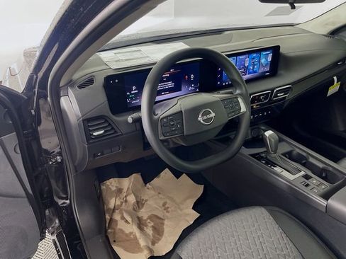 New 2026 Nissan Sentra SV FWD image 7