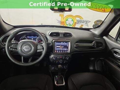 Certified 2022 Jeep Renegade Altitude w/ Convenience Group AWD/4WD image 14