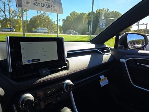 New 2025 Toyota RAV4 SE image 11