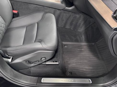 Certified 2026 Volvo XC90 B6 Plus AWD/4WD image 18