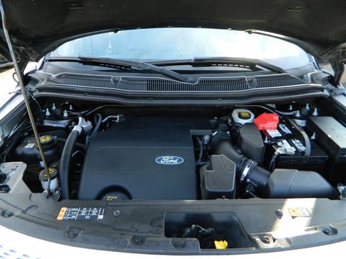 Used 2013 Ford Explorer XLT image 27