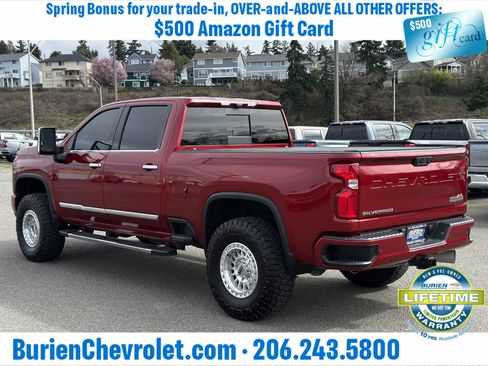 Used 2024 Chevrolet Silverado 3500 High Country w/ High Country Premium Package image 3