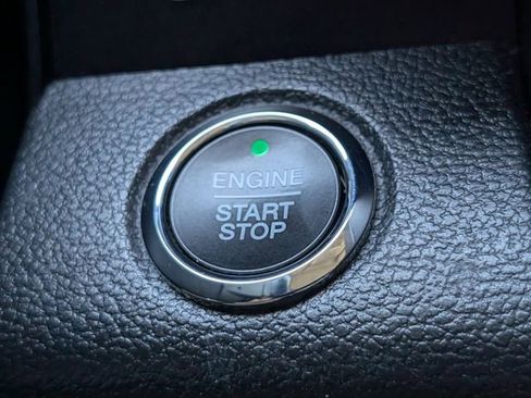 Used 2019 Ford Expedition Platinum image 28