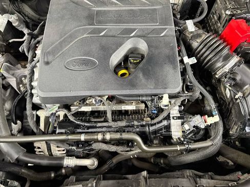 Used 2020 Ford Escape SE FWD image 39