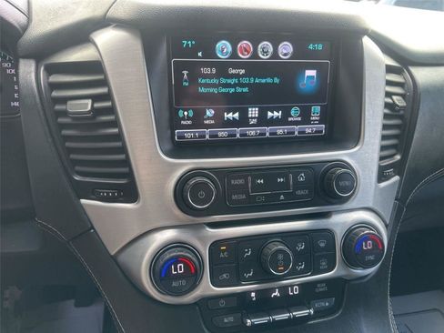 Used 2017 GMC Yukon SLE w/ SLE Value Package AWD/4WD image 30