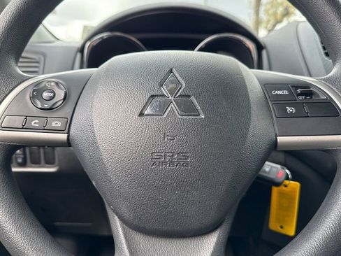 Used 2025 Mitsubishi Outlander Sport ES image 22