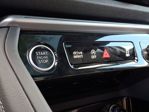 Certified 2025 Audi Q5 Premium w/ Premium Plus AWD/4WD image 26