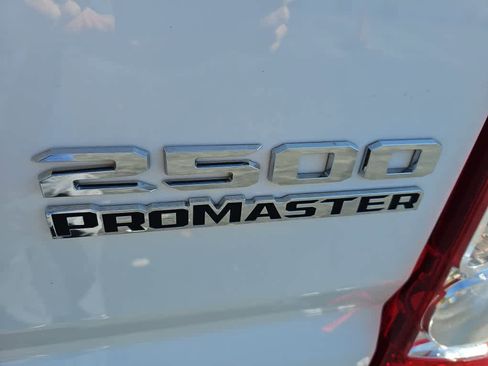 Used 2025 RAM ProMaster 2500 w/ Convenience Group image 5