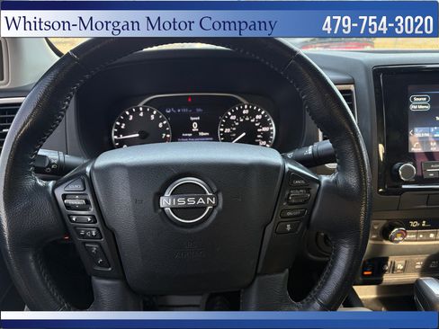 Used 2022 Nissan Frontier SV image 15