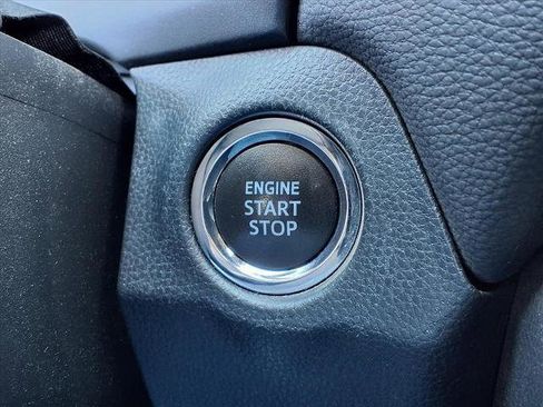 Used 2020 Toyota RAV4 XLE image 10