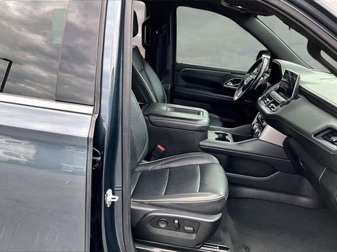 Used 2021 GMC Yukon XL SLT image 29